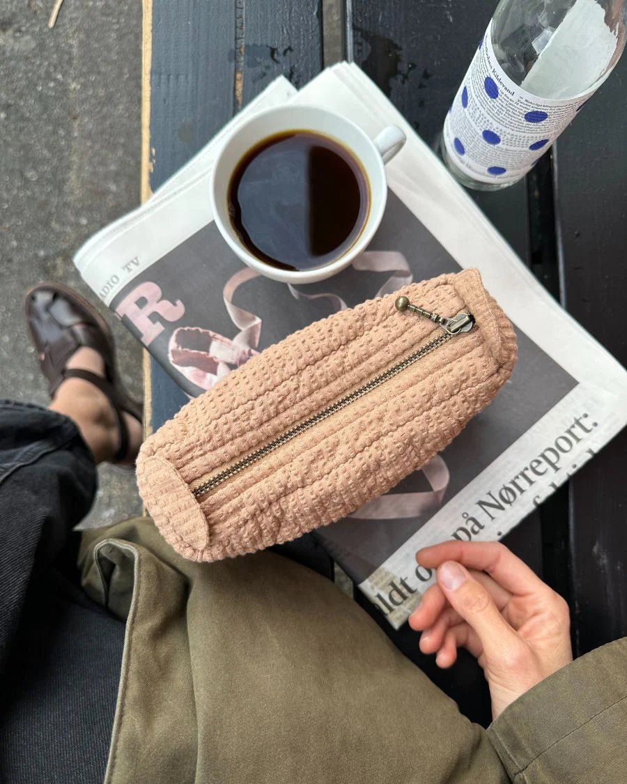 Knitter's Tool Clutch - Praline Seersucker - Nordic Knit